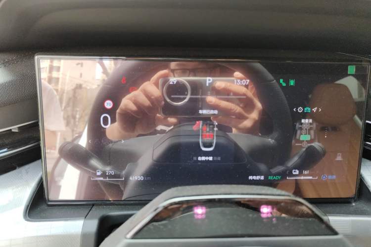 Used Lynk & Co 09 EM-P 2023 2.0TD EM-P Long-Range Version PM 7-Seater Instrument Cluster