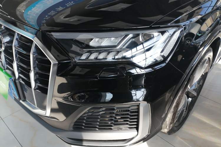 Used Audi Q7 2023 55 TFSI quattro S line Sport Edition
