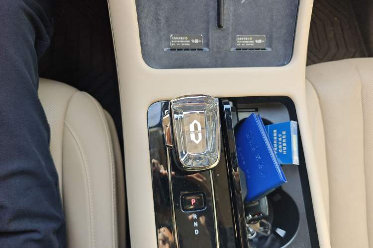 Used Hima AITO M7 2024 1.5T Intelligent Drive 4x4 Max Edition 6 Seats
