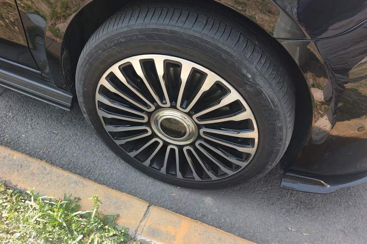 Used Mercedes-Benz V-Class 