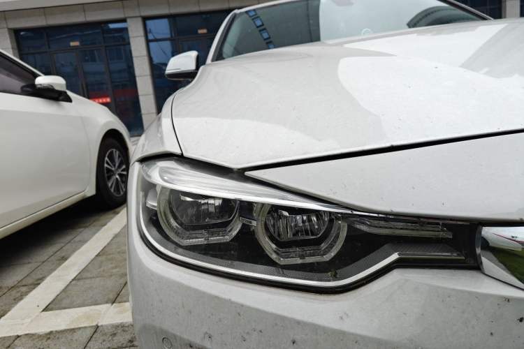 Used BMW 3 Series 2017 318i Fashion Model
