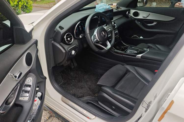 Used Mercedes-Benz C-Class 2020 Restyled C 260 Sport Edition Driver Seat