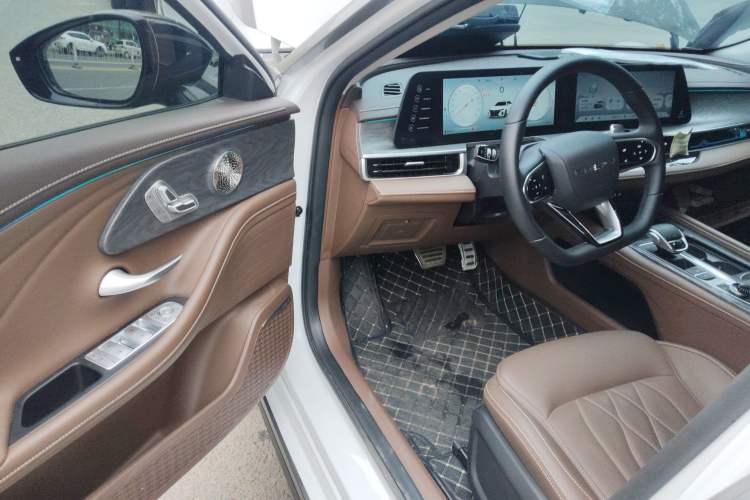 Used Chery Arrizo 8 2023 High-Performance Edition 2.0T DCT Powerfully Equipped Driver Seat