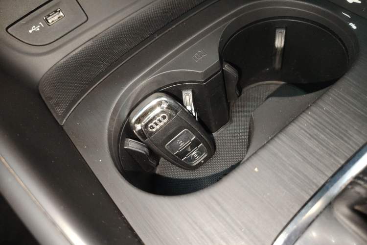 Used Audi A3 2018 30th Anniversary Edition Sportback 35 TFSI Ambition Model
