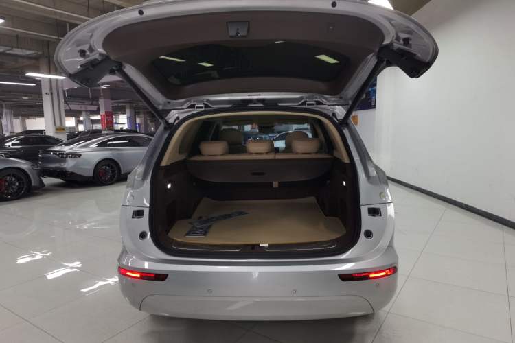 Used Hima AITO M7 2024 1.5T Intelligent Drive Rear-Drive Ultra Version 5 Seats Trunk