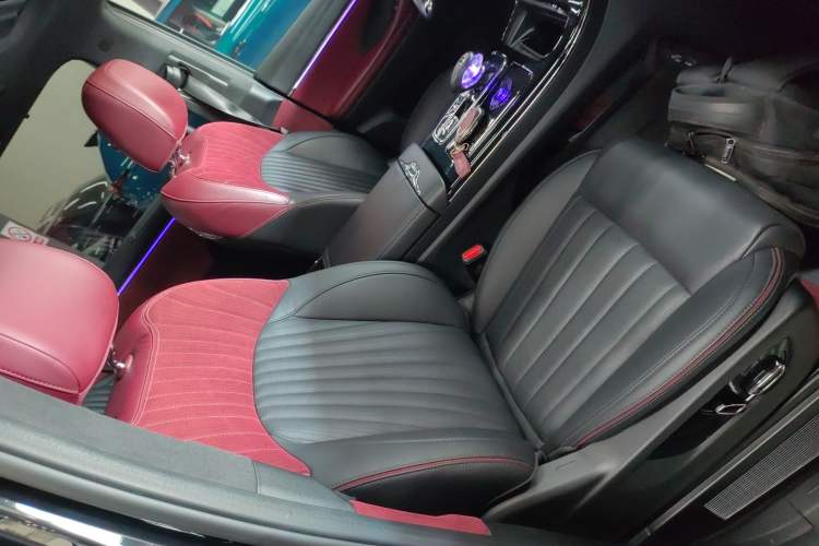 Used GAC Trumpchi M8 2023 Zongshi Series Dual-Motor Flagship Edition
