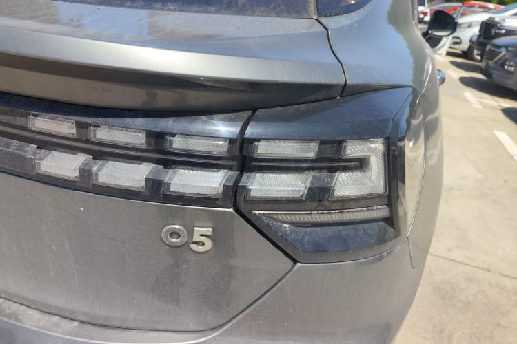 Used Lynk & Co 05 2020 2.0TD Two-Wheel Drive Shine Halo
