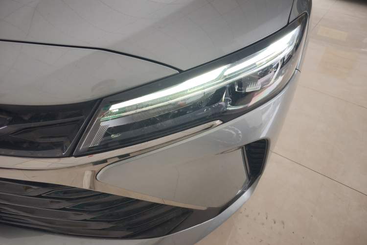 Used Chevrolet Monza 2023 1.3T Mild Hybrid Automatic Luxury Edition Left Front Headlight