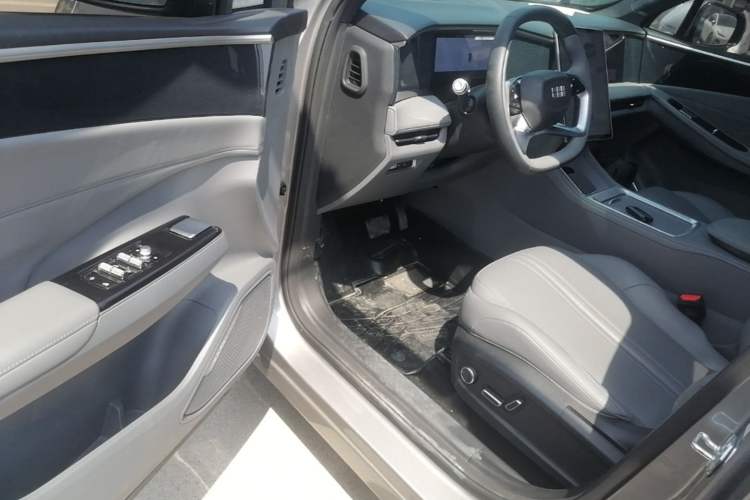 Used Geely Galaxy L7 2025 EM-i 115km Exploration+ Edition