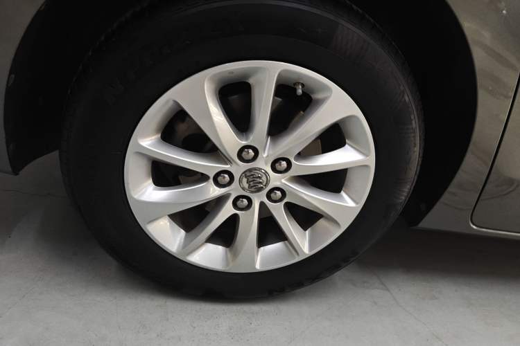 Used Buick GL8 2017 ES 28T Premium Version China V Standard