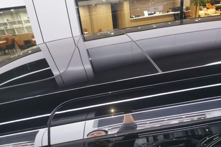 Used Zeekr 009 2024 Six-Seat Executive Version 4WD 108 kWh
