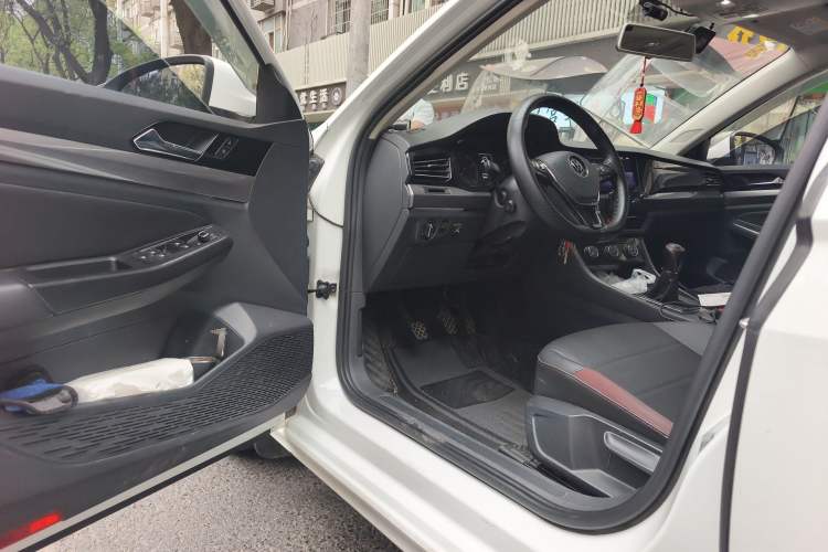 Used Volkswagen Bora 2021 1.5L Manual Comfort Smart Connect Edition Driver Seat