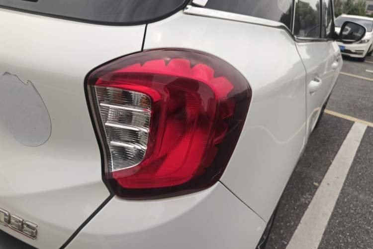 Used BAIC Changhe Q35 2016 1.5L Automatic Smart Edition
