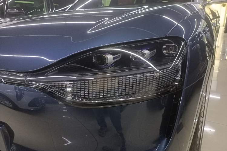 Used Hima AITO M9 2024 Range-Extended Ultra Version 42 kWh 6-Seater Model Left Front Headlight