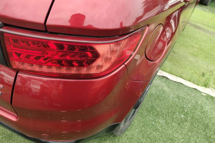 Used Land X7 2016 2.0T Panoramic Deluxe Edition
