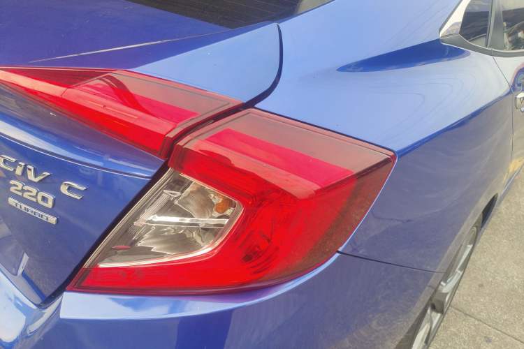 Used Honda Civic 2016 220TURBO CVT Prestige Edition Right Rear Taillight