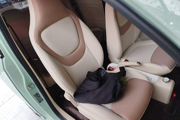 Used Wuling Hongguang MINIEV 2024 3rd Generation 215km Youth Edition Right Front Seat