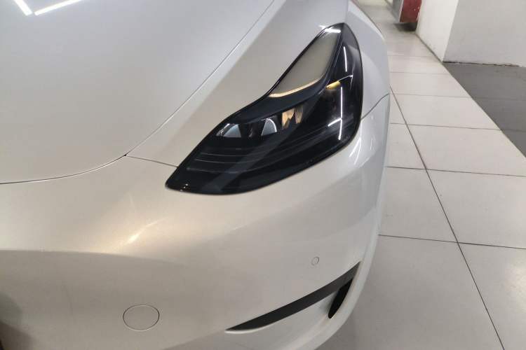 Used Tesla Model Y 2022 Rear-Wheel-Drive Version
