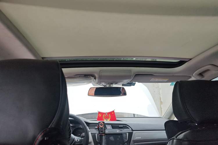 Used Volkswagen Touran 2016 Volkswagen Touran L 280TSI DSG Comfort Edition
