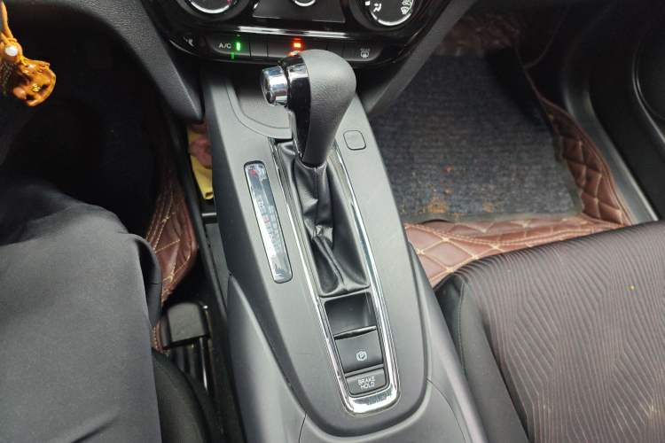 Used Honda XR-V 2015 1.5L LXi CVT Classic Edition