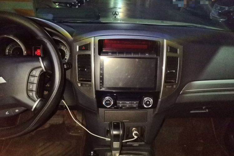 Used Mitsubishi Pajero 2020 3.0L Automatic Luxury Off-Road Version