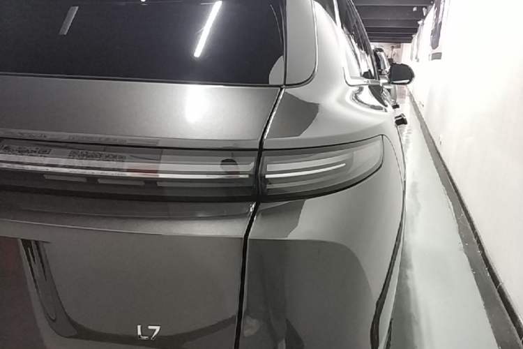 Used Li Auto L7 2024 MAX Model Right Rear Taillight