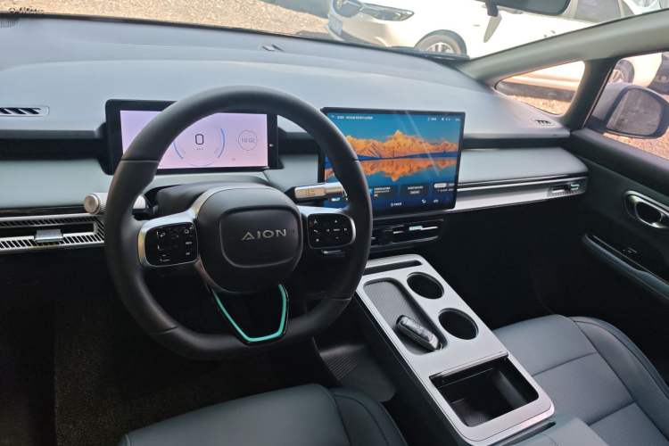 Used AION Y 2024 Younger Star Edition