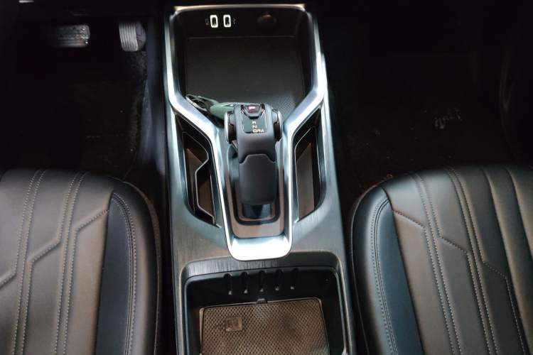 Used Haval H5 2025 2.0T Automatic All-Wheel Drive Navigation Version Diesel
