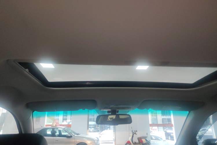 Used BYD S7 2015 2.0T Automatic Prestige Model