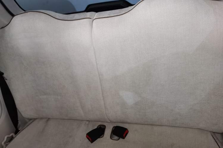 Used Wuling Hongguang MINIEV 2024 3rd Generation 215km Youth Edition Left Rear Seat