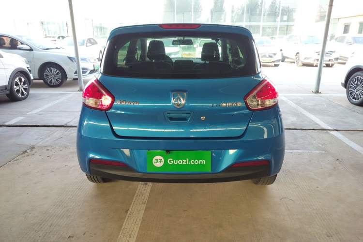 Used Baojun 310 2016 1.2L manual Comfort trim level