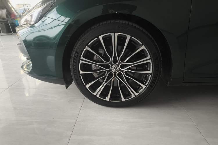 Used MG 7 2023 2.0T Automatic Hunter Luxury Edition
