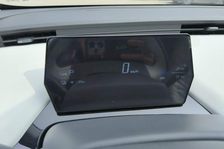 Used Chery Little Ant 2024 Revised Edition Youth Version 321 km Cool Love Edition 29.23 kWh
