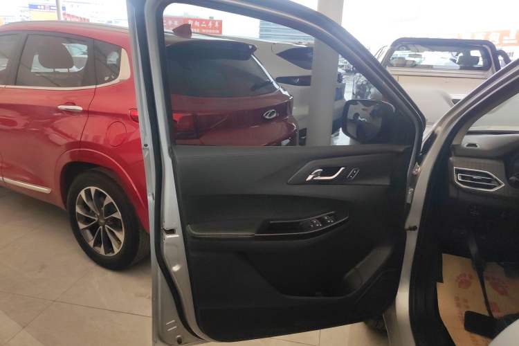 Used JMC Baodian 2022 2.5T Diesel Two-Wheel-Drive Comfort Edition Standard Wheelbase JX4D25A6L