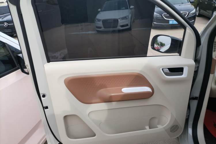 Used Wuling Hongguang MINIEV 2024 3rd Generation 215km Youth Edition