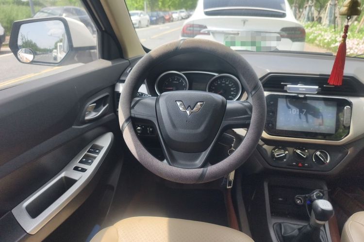 Used Wuling Hongguang 2018 1.5L S Standard Version L2B
