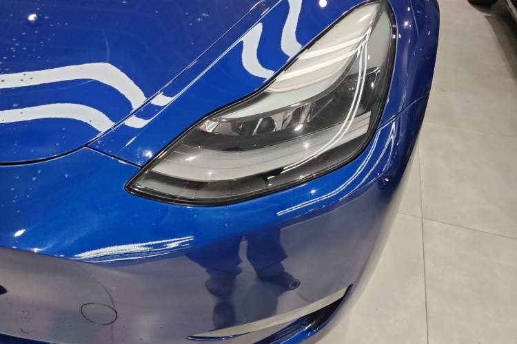 Used Tesla Model Y 2021 Long-Range All-Wheel-Drive Version