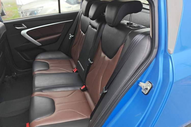 Used Geely Auto Emgrand 2017 Hatchback RS Million Edition 1.5L CVT Upward Version