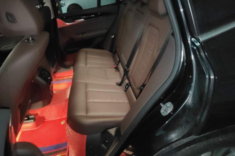 Used BMW X3 2018 xDrive25i Luxury Package China V Left Rear Seat