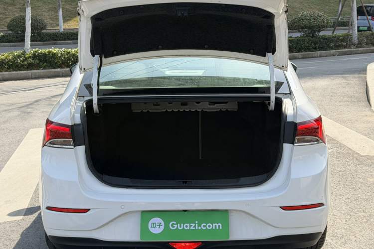 Used Buick GT 2019 15T Dual-Clutch Connected Elite Model China VI