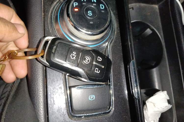 Used Ford Taurus 2017 EcoBoost 245 Fashion Edition