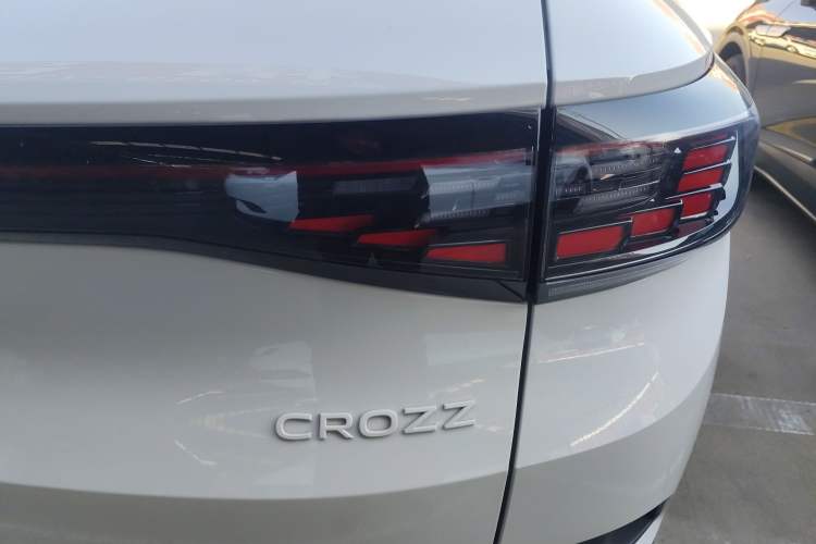 Used Volkswagen ID.4 CROZZ 2025 Pure Edition