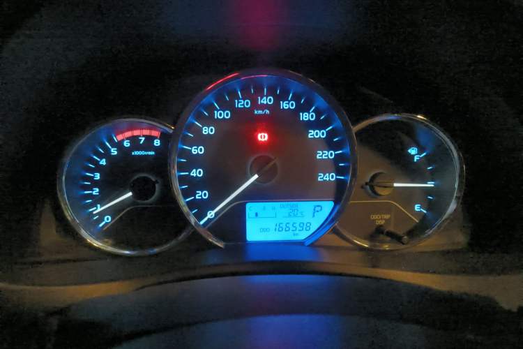 Used Toyota Levin 2017 Revised 185T CVT Elite Edition China V Standard Instrument Cluster