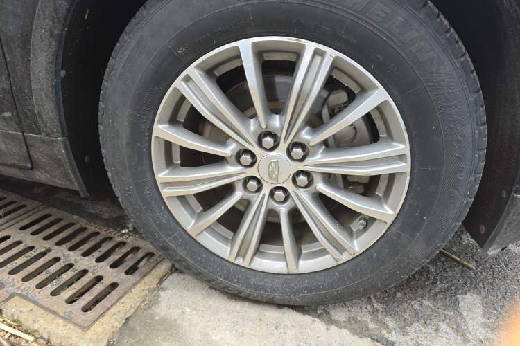 Used Cadillac XT5 2016 28T Four-Wheel Drive Luxury Model