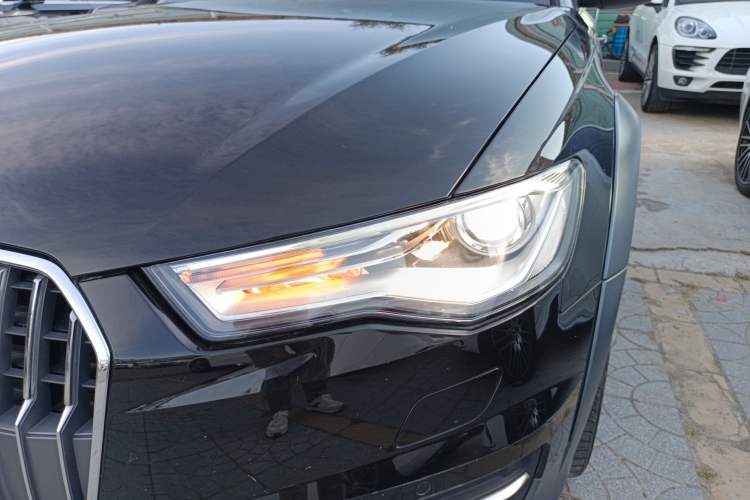 Used Audi A6 2015 3.0T allroad quattro