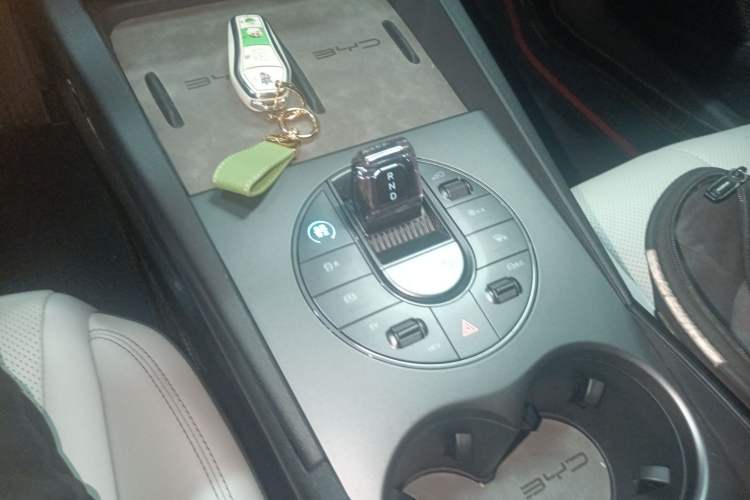 Used BYD Seal 06 New Energy 2024 DM-i 80KM Luxury Model