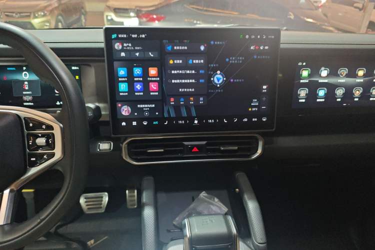 Used JETOUR Traveler 2023 2.0T All-Wheel Drive CrossPRO+
