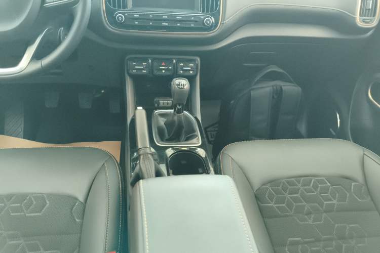 Used GAC Trumpchi GS3 2019 235T Manual Elite Edition Gear Lever