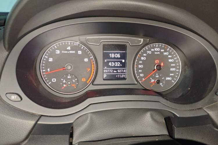 Used Audi Q3 2017 30 TFSI Fashion Model
