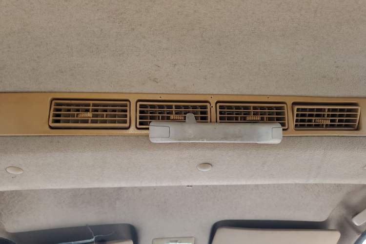 Used CHANGAN KAICHENG Ounuo S 2012 1.3L Base Version
